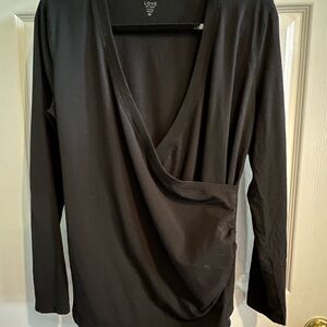 Love by Gap Black Nursing Top